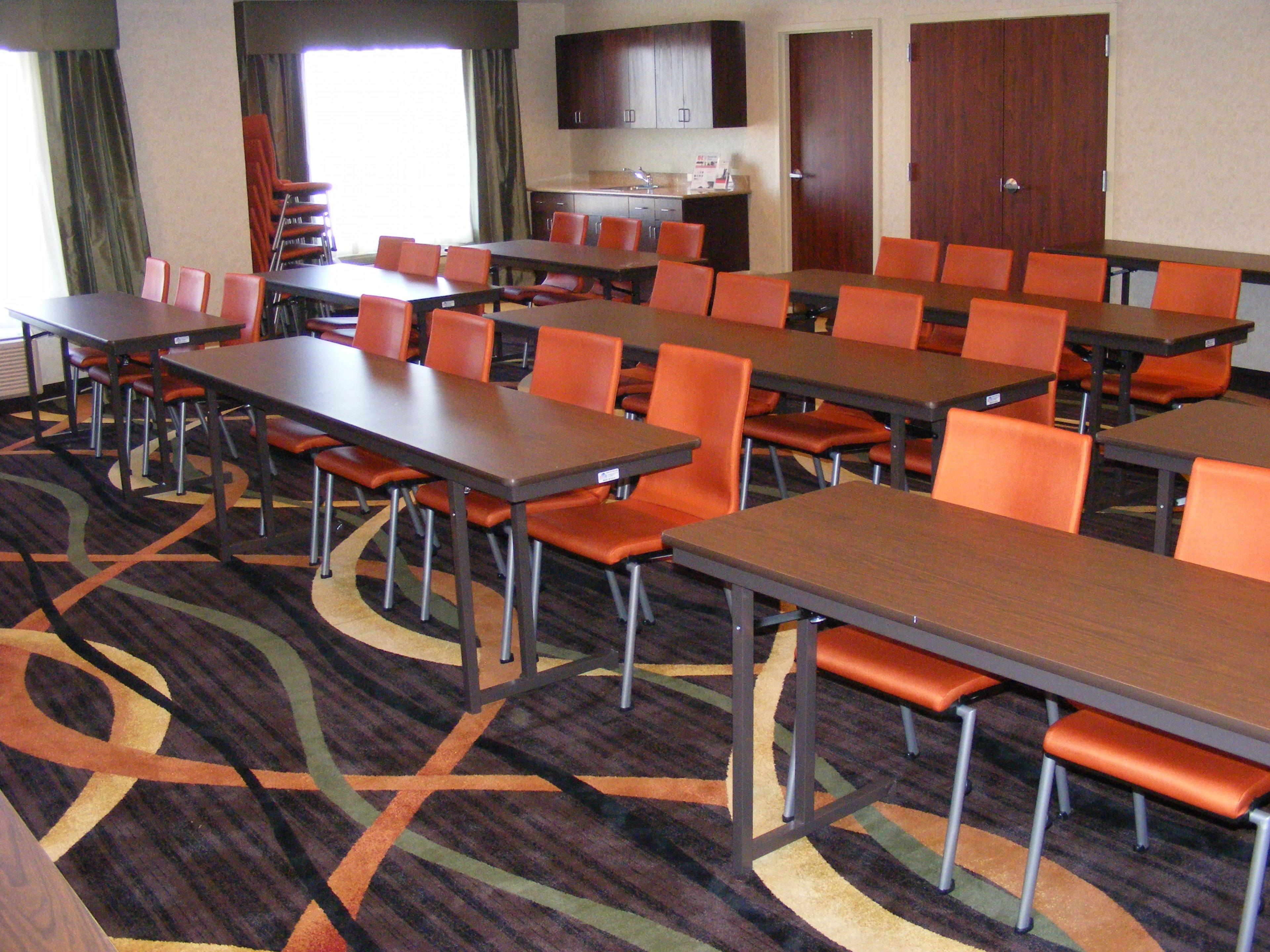 Holiday Inn Express Hotel & Suites Muskogee By Ihg Екстериор снимка