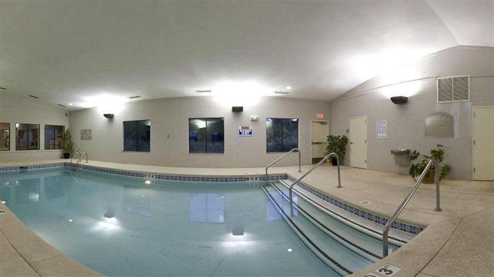 Holiday Inn Express Hotel & Suites Muskogee By Ihg Екстериор снимка