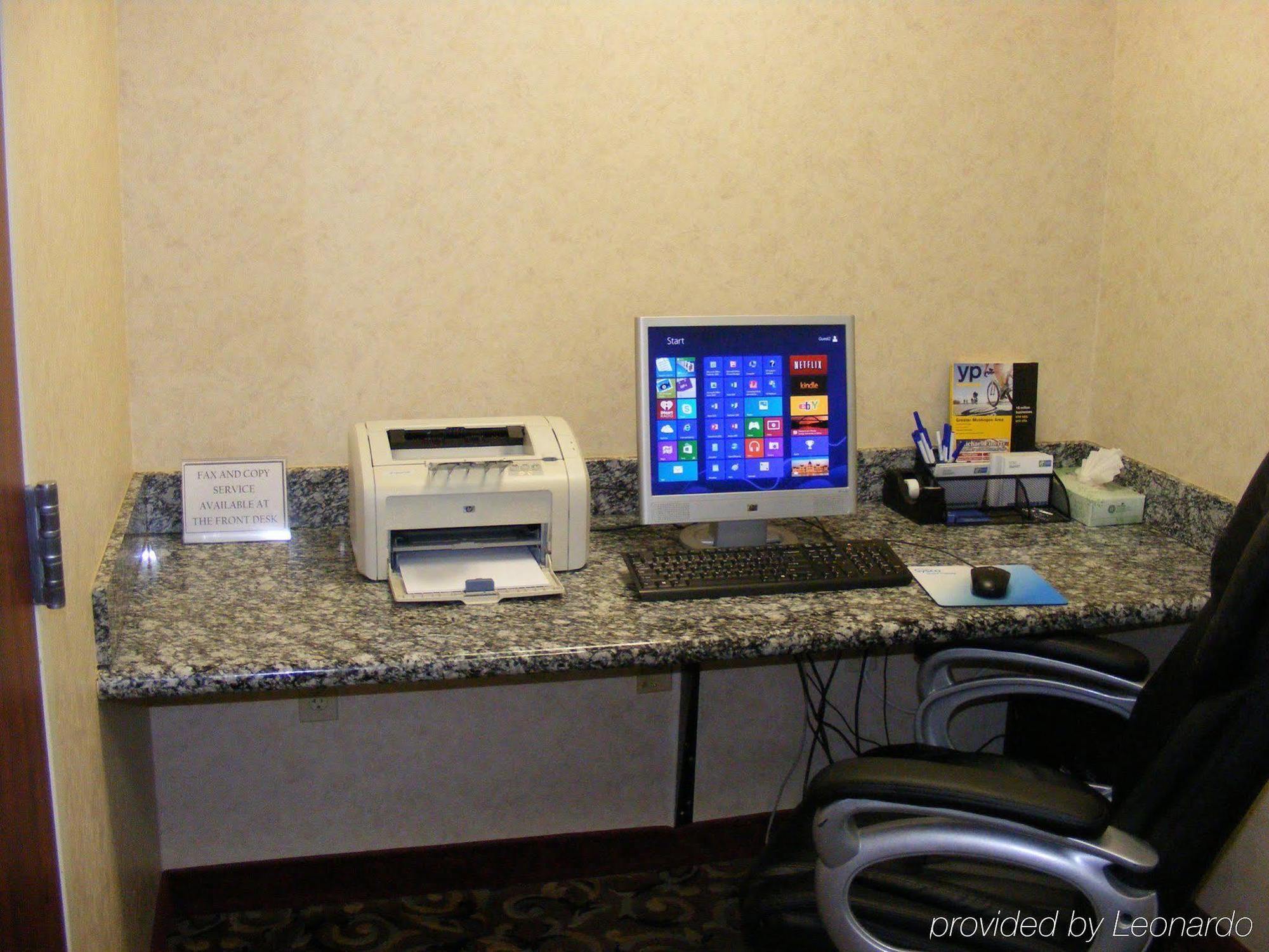 Holiday Inn Express Hotel & Suites Muskogee By Ihg Екстериор снимка